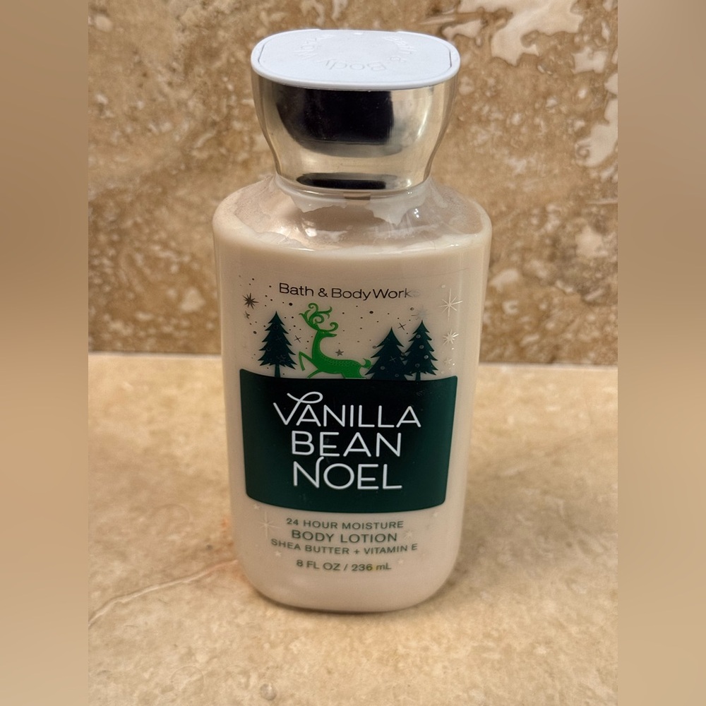 Bath & Body Works Vanilla Bean Noel Body Lotion